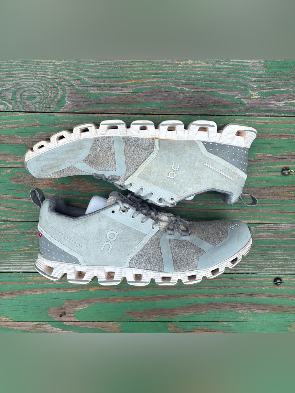 On Cloud Terry Swiss Engineering Gray Running Sneakers Womens Sz 8.5 Shoes